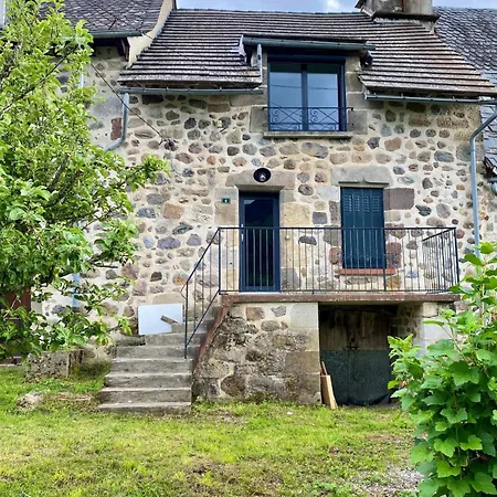 Holiday home La Maison A La Campagne Mandailles-Saint-Julien